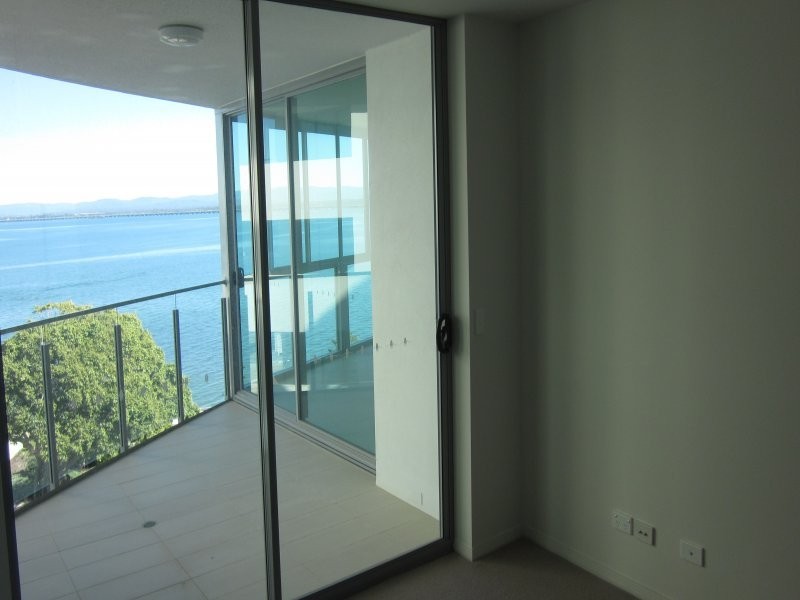 14 Oxley Ave, Woody Point QLD 4019