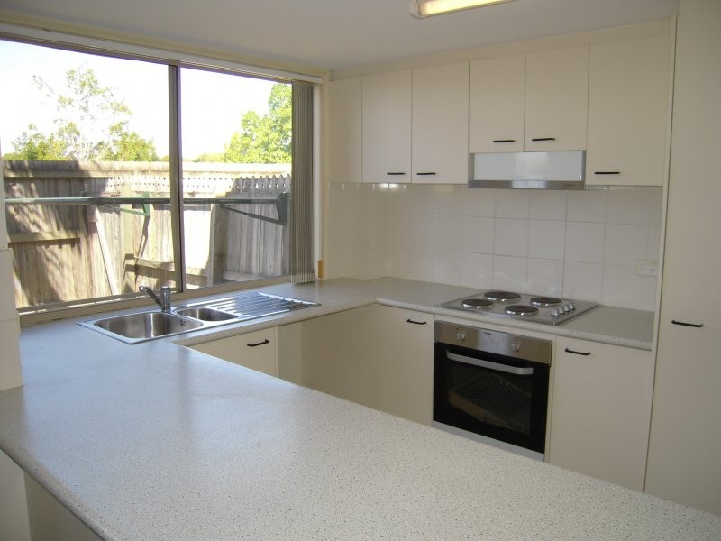 643 Pine Ridge Road, Biggera Waters QLD 4216