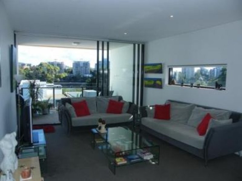 10 Pidgeon Close, West End QLD 4101