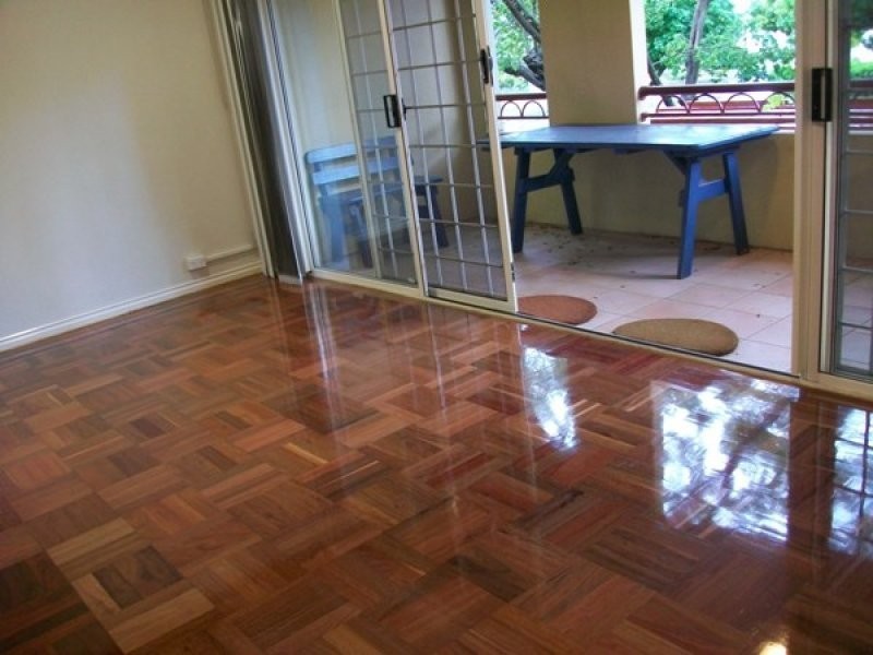 176 Sydney, New Farm QLD 4005