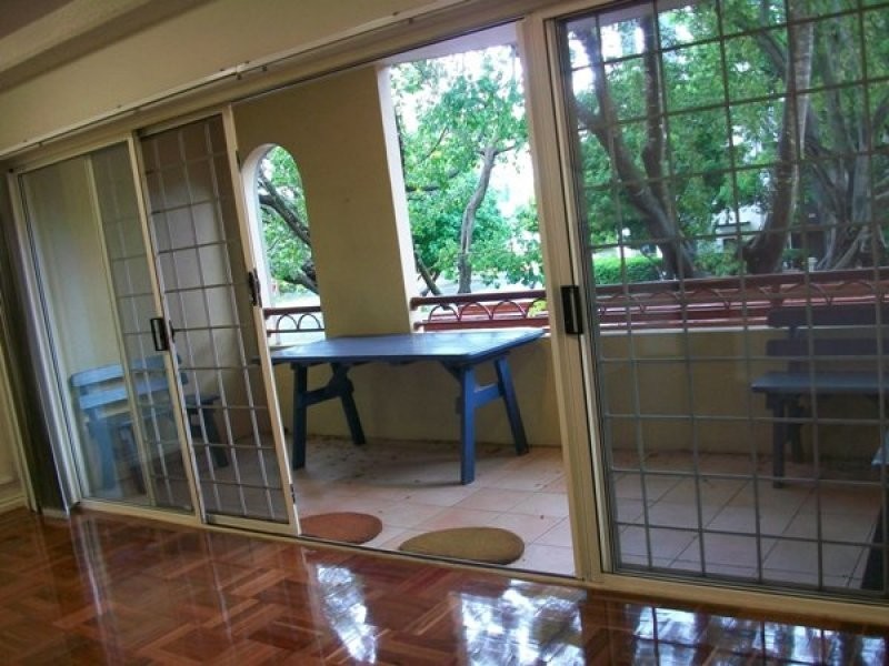 176 Sydney, New Farm QLD 4005