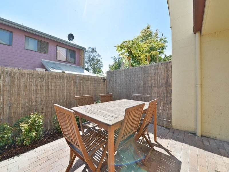 310 Redbank Plains Road, Redbank Plains QLD 4301