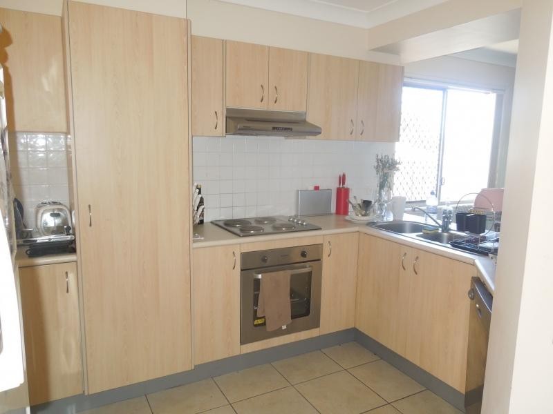 11 Johnston St, Carina QLD 4152