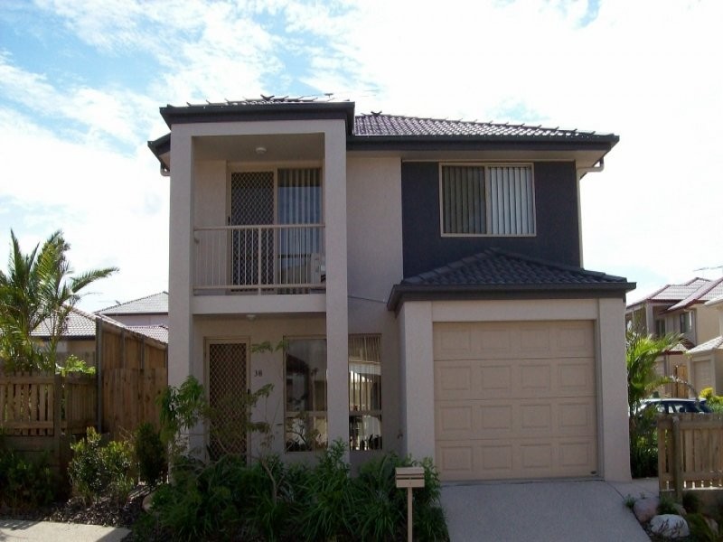 38 Johnston Street, Carina QLD 4152