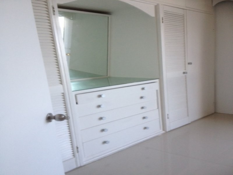 64 The Esplanade, Surfers Paradise QLD 4217