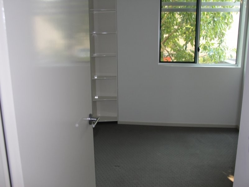 42 Ferry Rd, West End QLD 4101