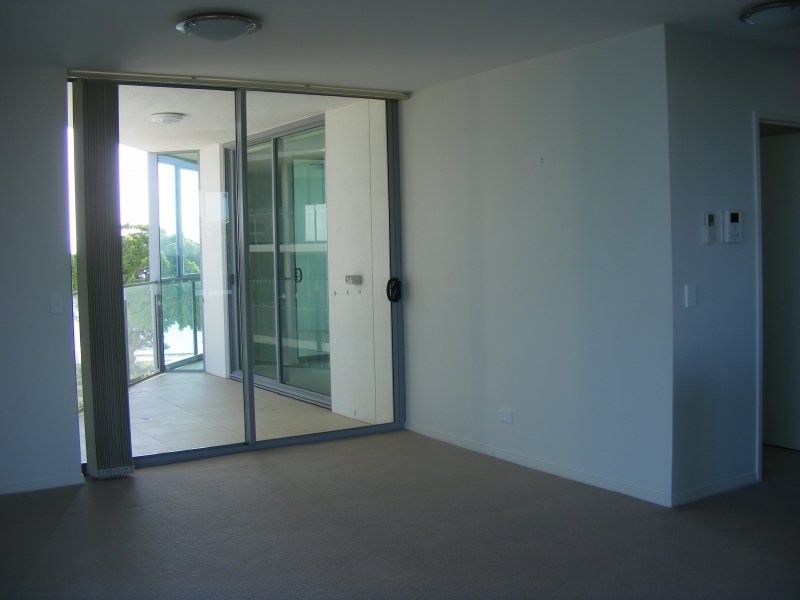 14 Oxley Ave, Woody Point QLD 4019