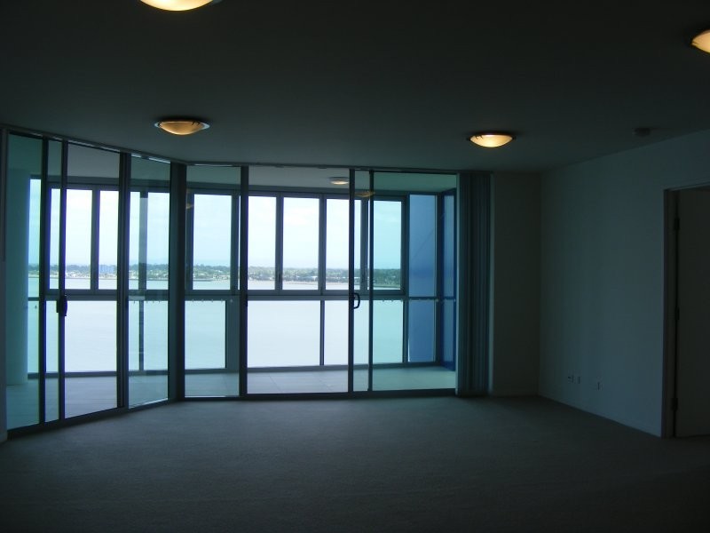 14 Oxley Ave, Woody Point QLD 4019