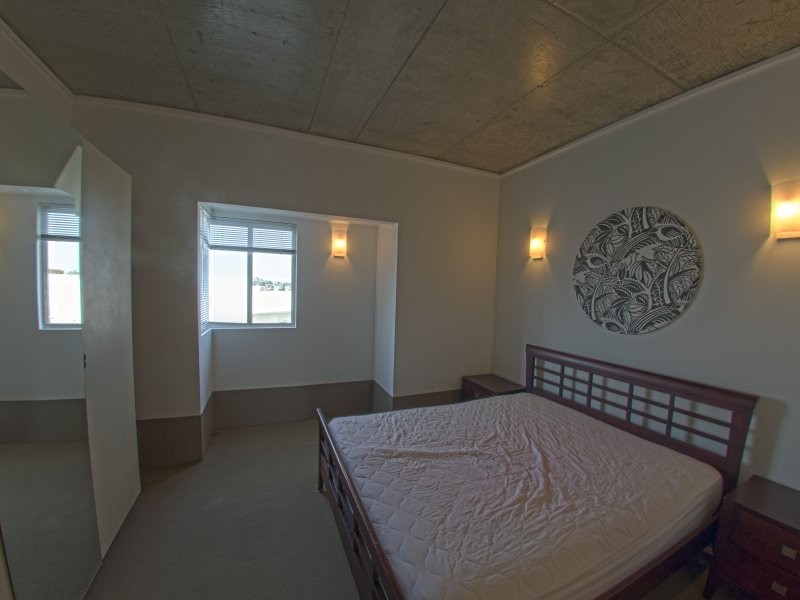 8 Skyring Terrace, Teneriffe QLD 4005