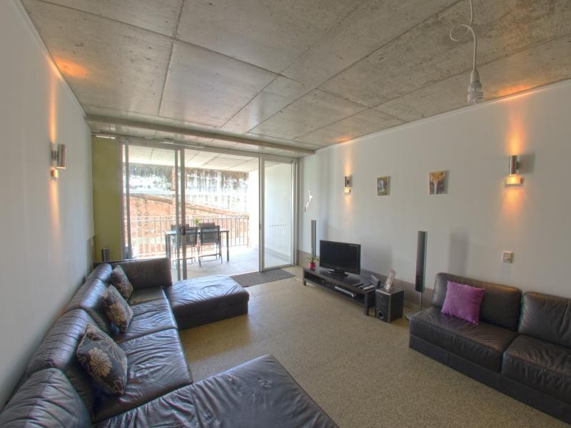 8 Skyring Terrace, Teneriffe QLD 4005