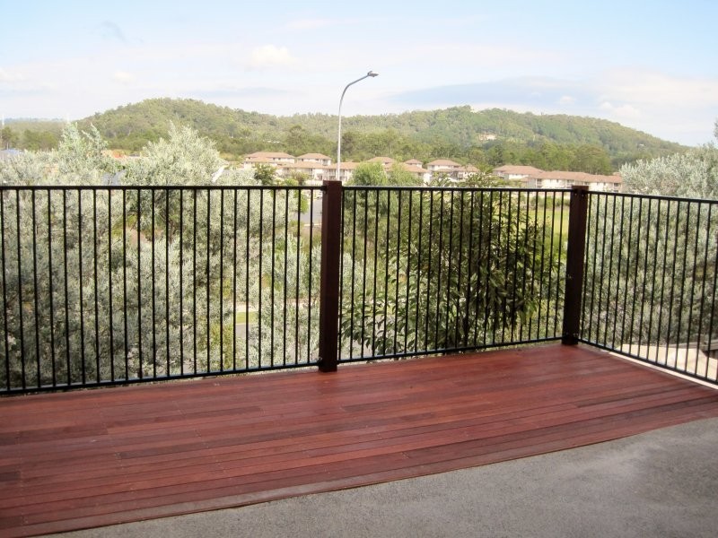 2 Toohey Street, Pacific Pines QLD 4211