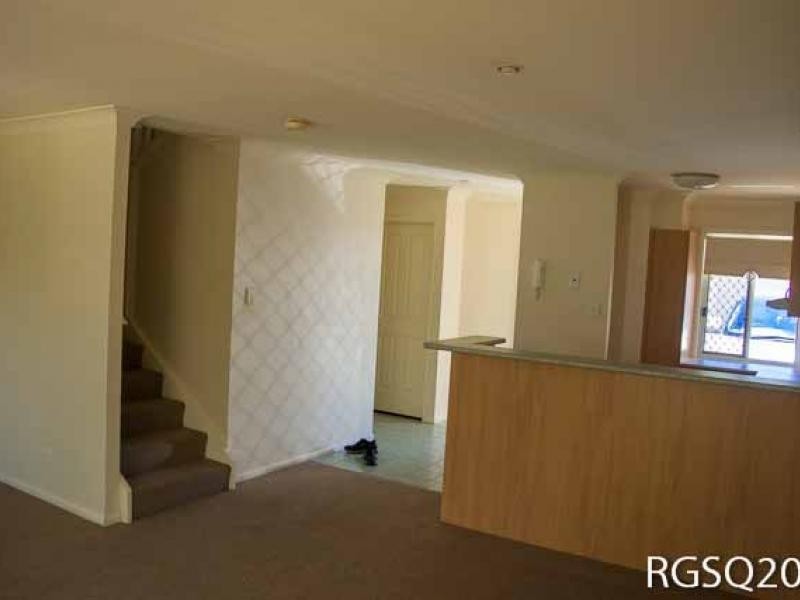 8 Peter Court, Sunnybank Hills QLD 4109