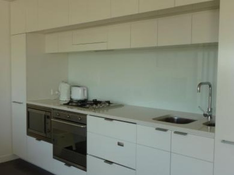 10 Pidgeon Close, West End QLD 4101