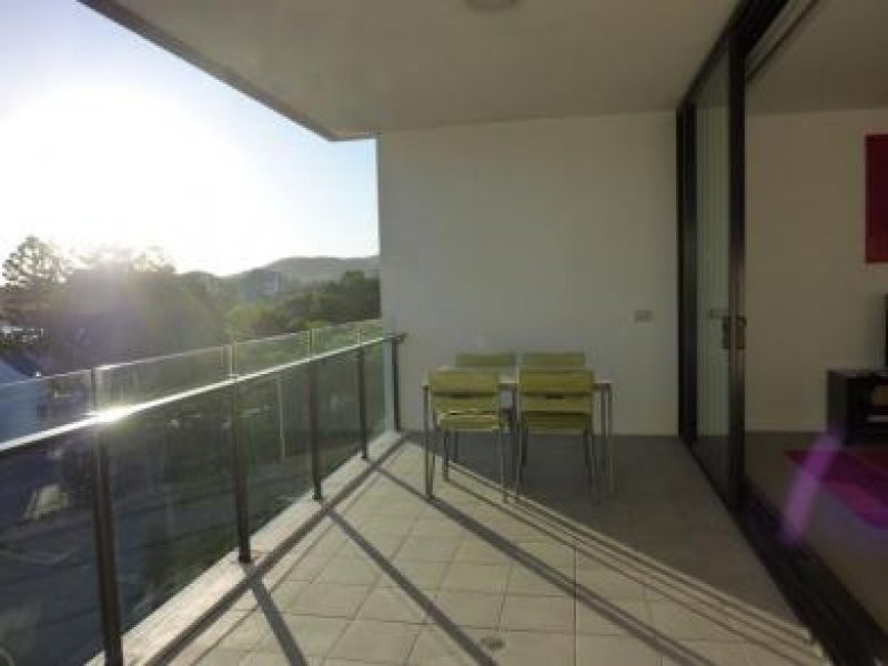 10 Pidgeon Close, West End QLD 4101