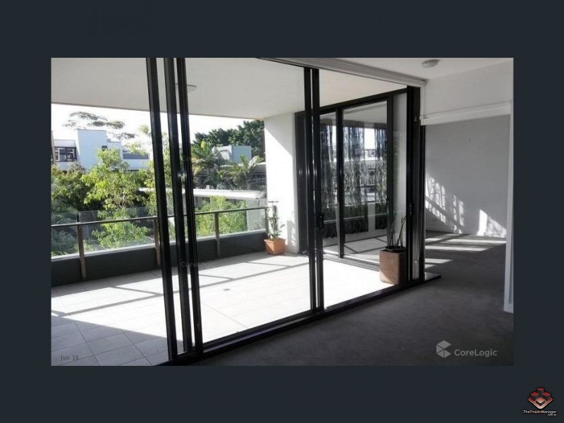 311/10 Pidgeon Close, West End QLD 4101