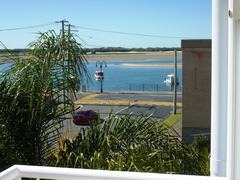 12 Whiting Street, Labrador QLD 4215