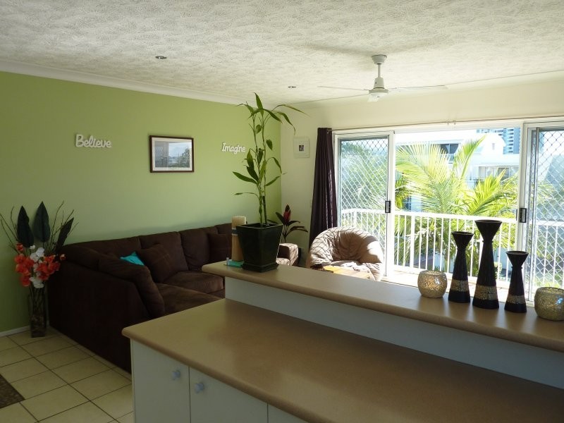 12 Whiting Street, Labrador QLD 4215