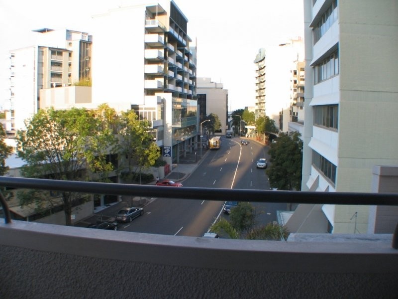 119 Leichhardt Street, Spring Hill QLD 4000