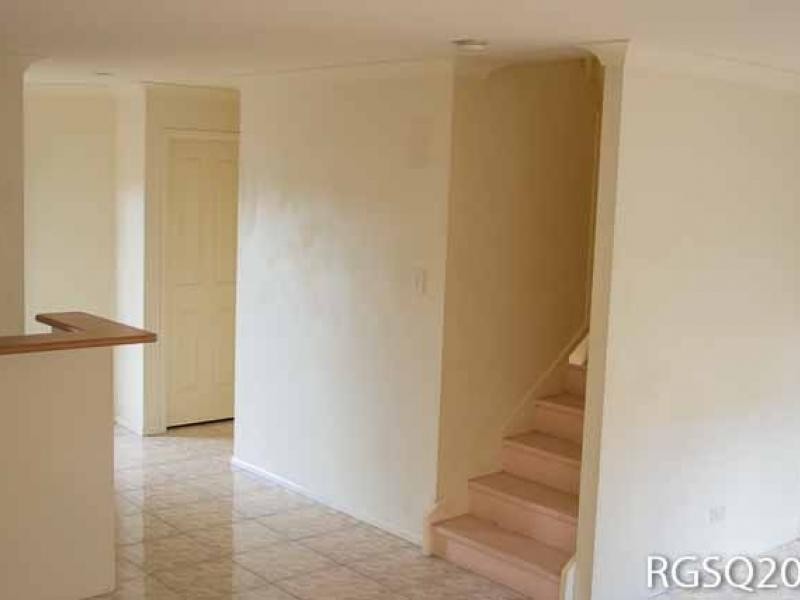 8 Peter Court, Sunnybank Hills QLD 4109