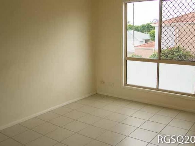 8 Peter Court, Sunnybank Hills QLD 4109