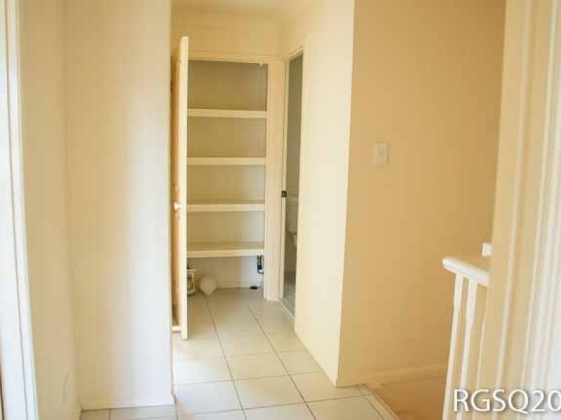 8 Peter Court, Sunnybank Hills QLD 4109