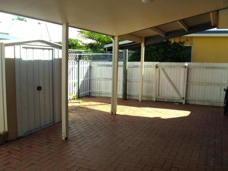 40 Lakeside Crescent, Currimundi QLD 4551