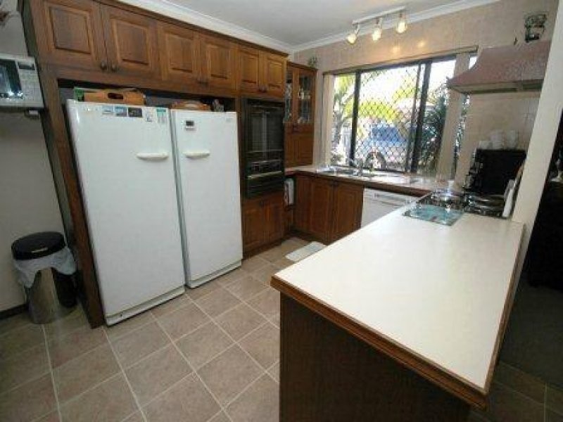 22 Ripley Ave, Pialba QLD 4655