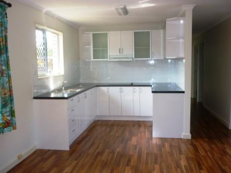 2 Eden Way, Point Vernon QLD 4655