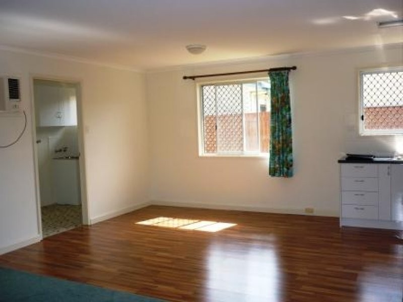 2 Eden Way, Point Vernon QLD 4655