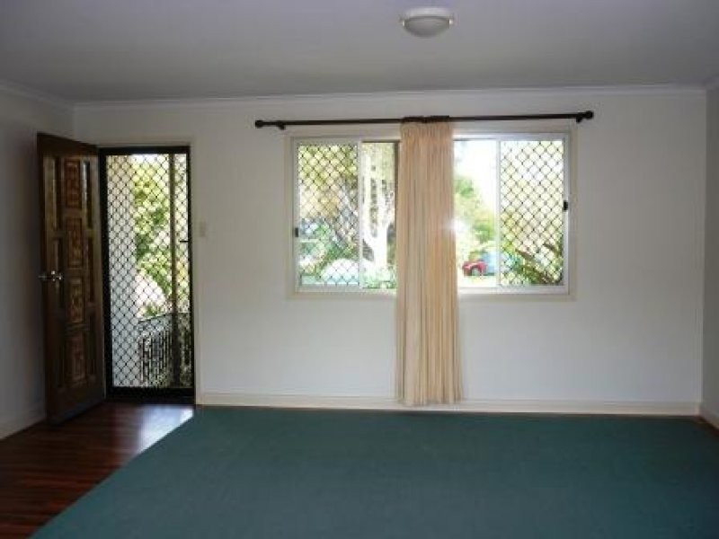 2 Eden Way, Point Vernon QLD 4655