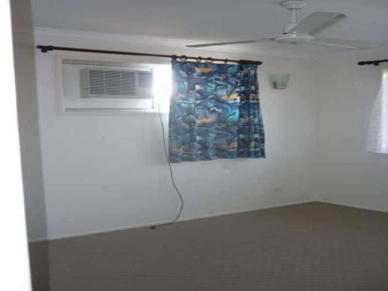 2 Eden Way, Point Vernon QLD 4655