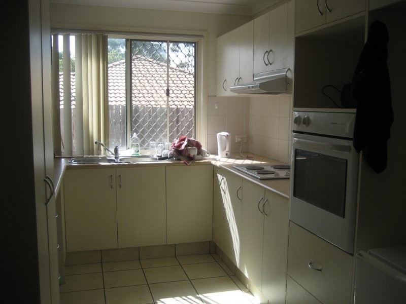 6 Usher Ave, Labrador QLD 4215