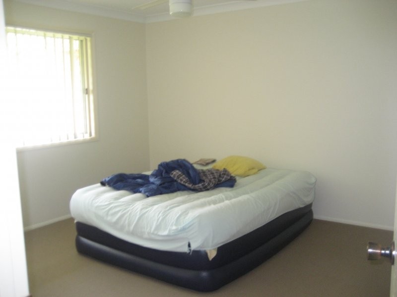 6 Usher Ave, Labrador QLD 4215