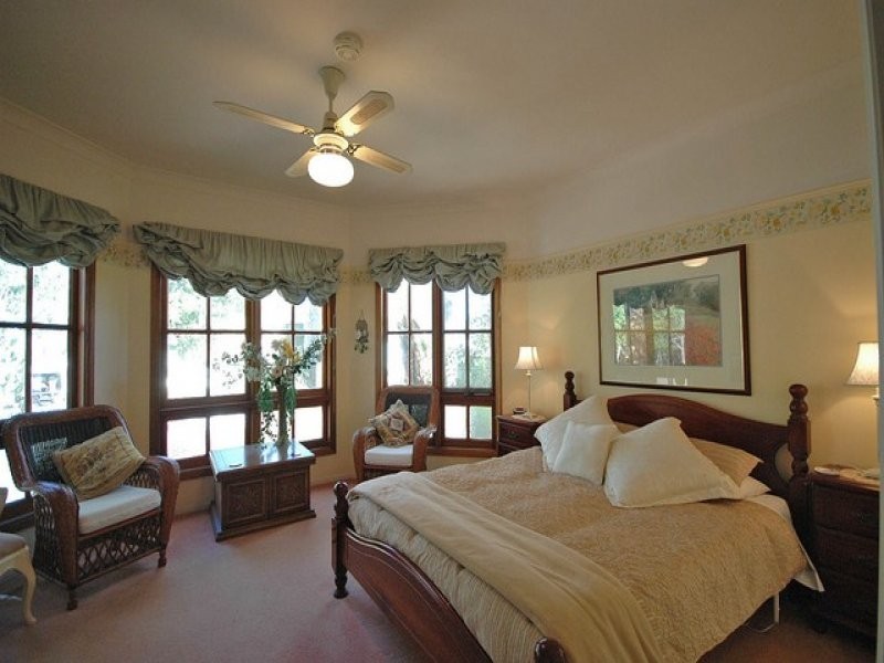 8 Wongawallan, Tamborine Mountain QLD 4272