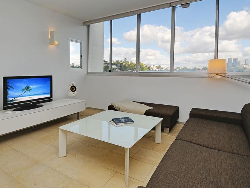 8 Skyring Terrace, Teneriffe QLD 4005