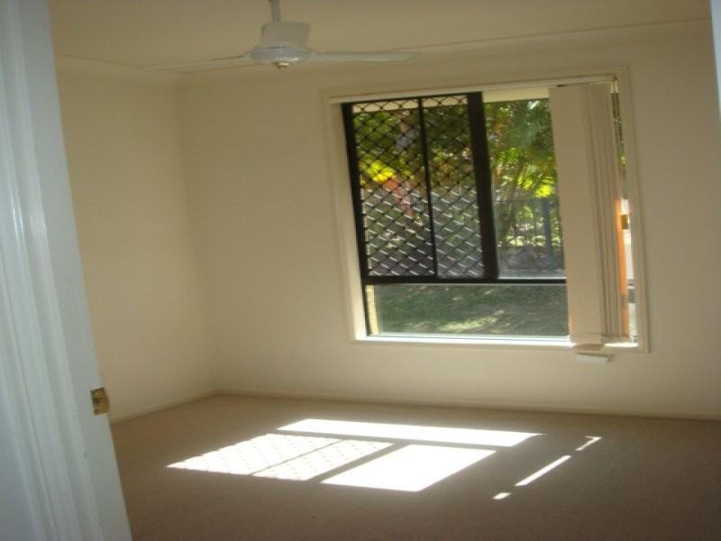 20 BROWN STREET, Labrador QLD 4215