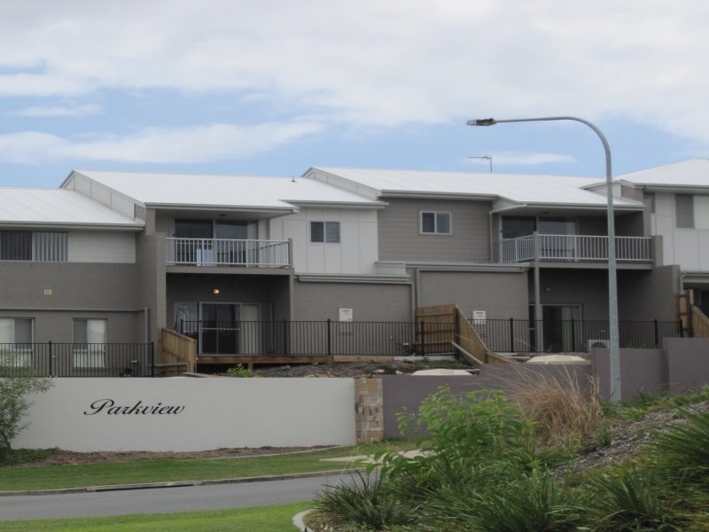 Pacific Pines QLD 4211