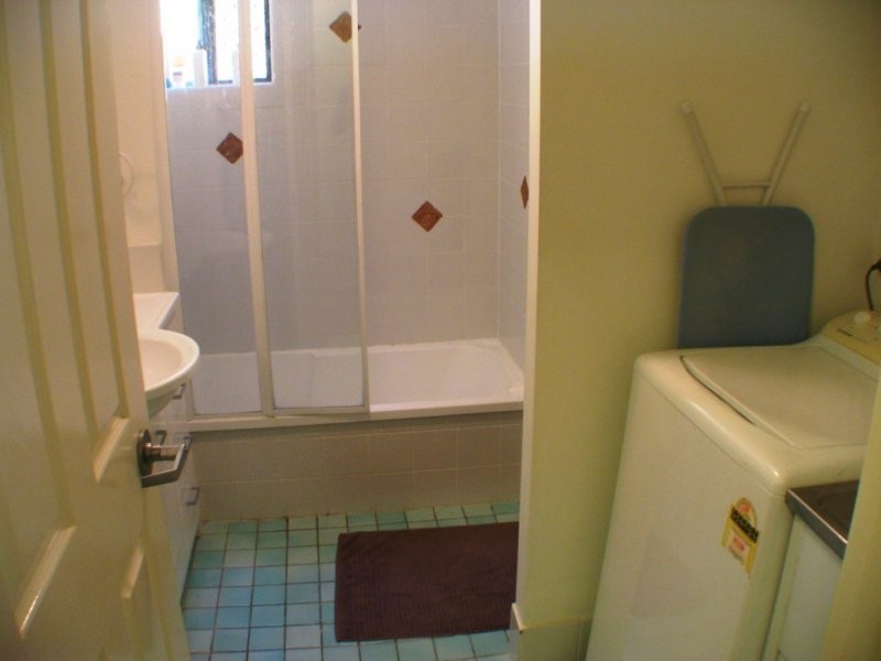 33 Hazlewood Street, Highgate Hill QLD 4101