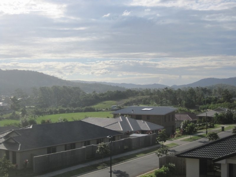 2 Toohey Street, Pacific Pines QLD 4211