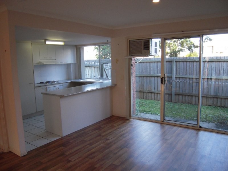 643 Pine Ridge Road, Biggera Waters QLD 4216