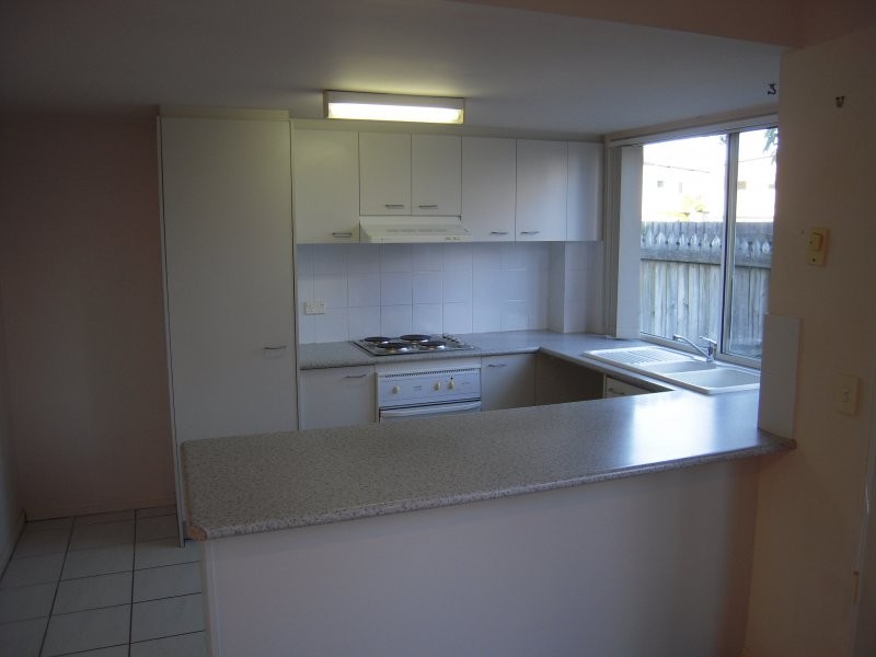 643 Pine Ridge Road, Biggera Waters QLD 4216