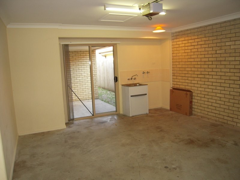 181 Greenacre Drive, Arundel QLD 4214