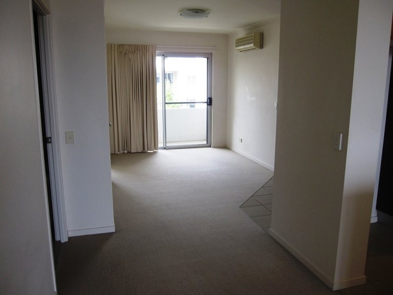 1 Arbour Avenue, Robina QLD 4226