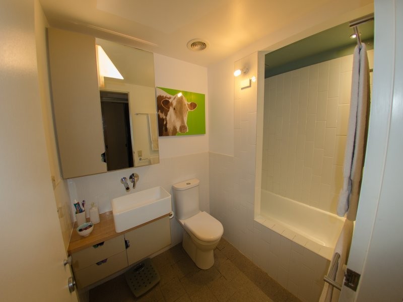 8 Skyring Terrace, Teneriffe QLD 4005