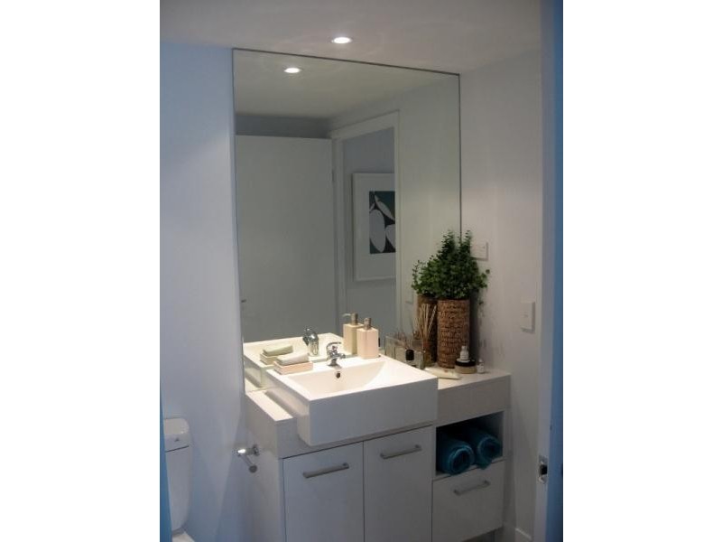 33-37 Madang Crescent, Runaway Bay QLD 4216