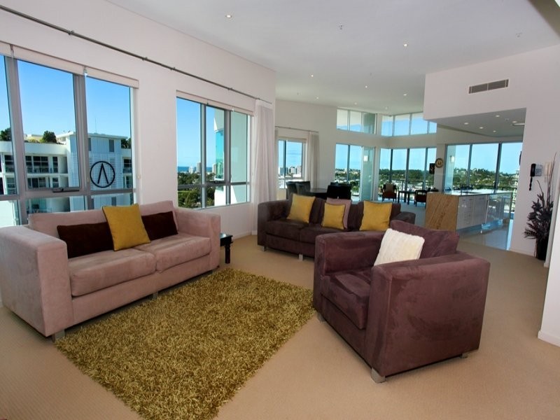 1 Duporth Avenue, Maroochydore QLD 4558