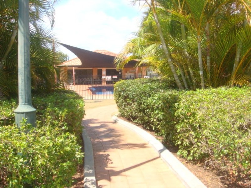 20 BROWN STREET, Labrador QLD 4215