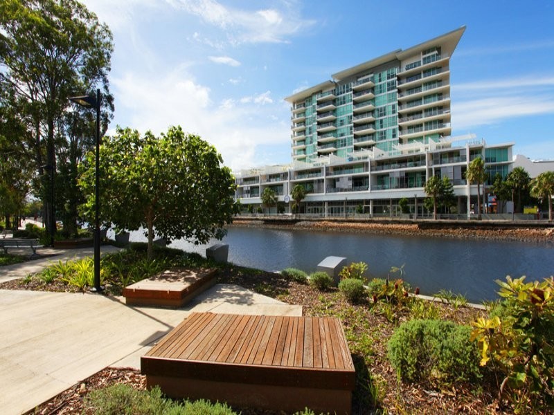 1 Duporth Avenue, Maroochydore QLD 4558