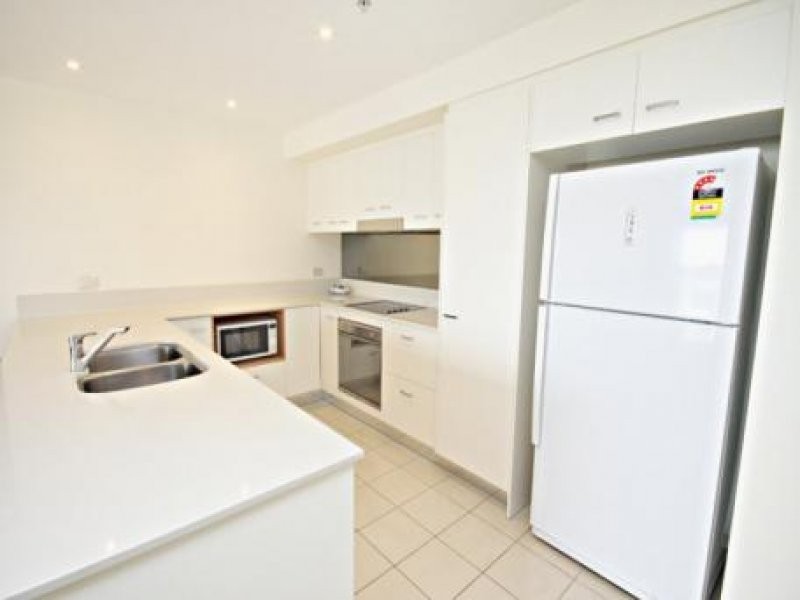 1 Duporth Avenue, Maroochydore QLD 4558