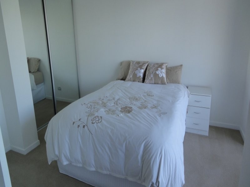 53 Darrambal, Chevron Island QLD 4217